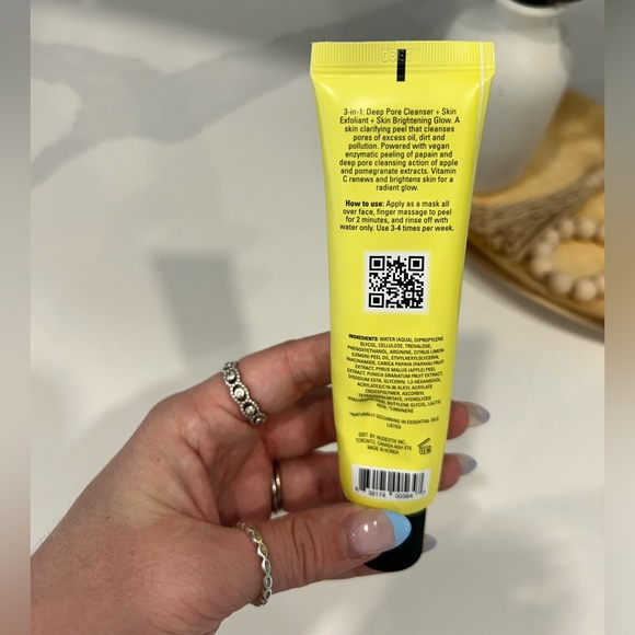 Nudestix Detox and Glow Micro-Peel - Picture 2 of 2